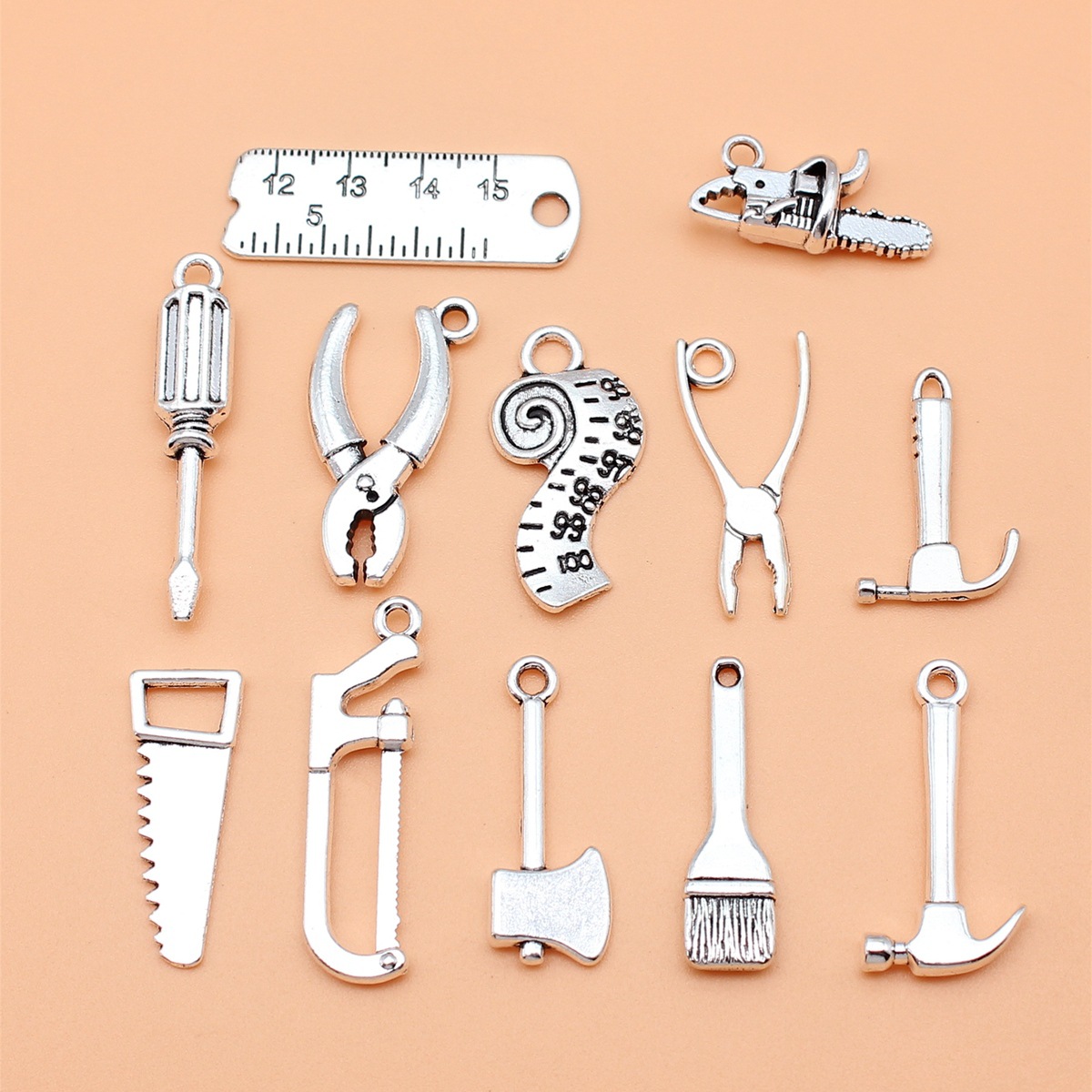 Collectible Vintage Tools - 12 adet Antik Gümüş Renk Araçları