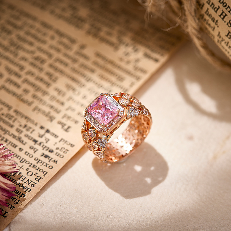 Tasarımcı Koleksiyonu Moda Yüz - Vintage Collectible Jewelry incelemesi ve fiyatı